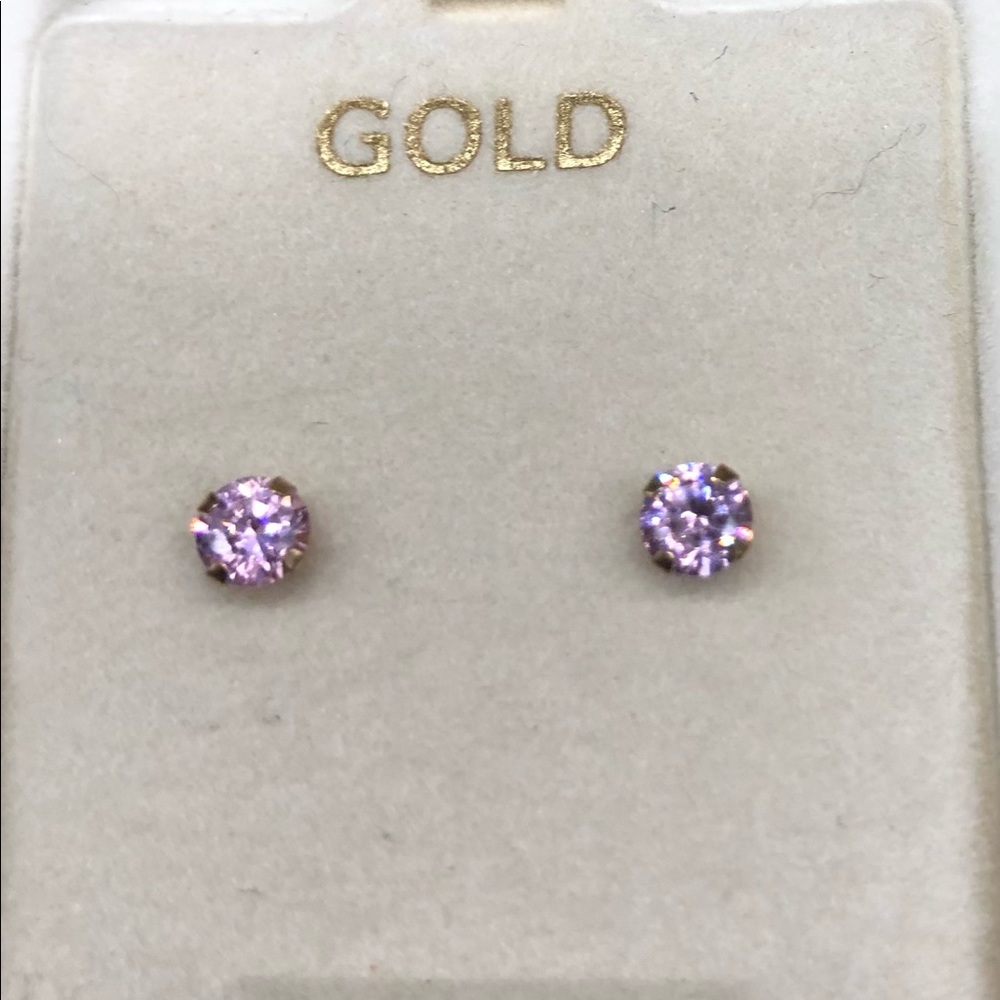🌸NWT pink stone gold filled pierced earrings in original box🌸